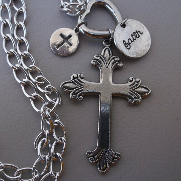 Christian Gift Set: Cross Stand + Pendants + Proverbs Book + Ornament (NWT) - Picture 6 of 9